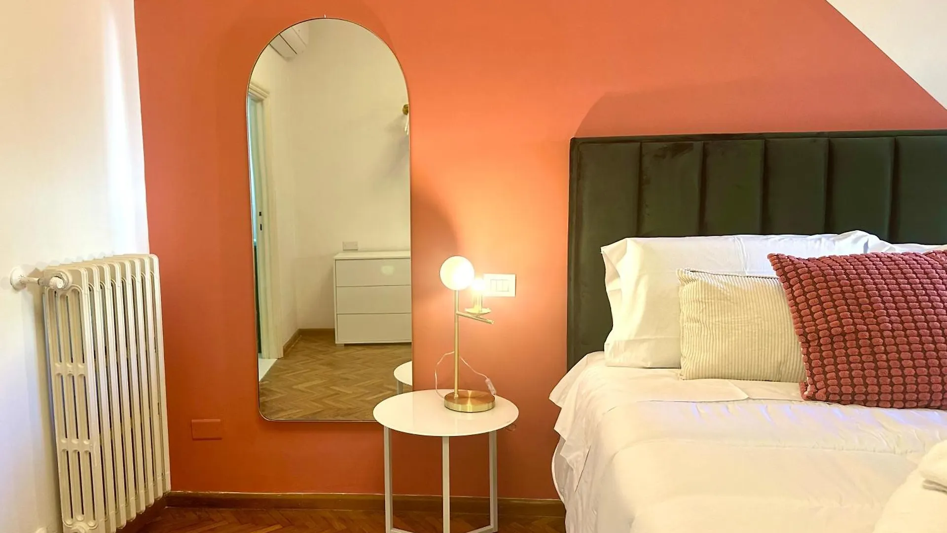 Prestige And Comfort In The Center Of Perugia And Views 0*,  Italy