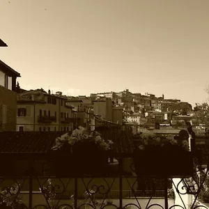 Via Piantarose, 12 Appartamento